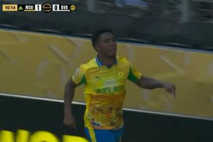 体育社区-中圈直接奔袭！多特第11分钟丢球，马梅洛迪日落前锋一条龙破门